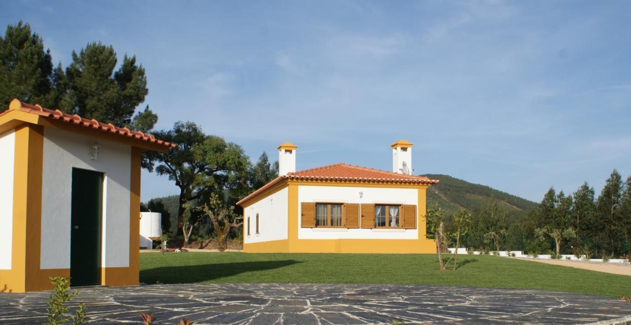 Casa Da Eira Em Dornes - Casa De Campo Familiar Com Piscina Guest House Eksteriør bilde